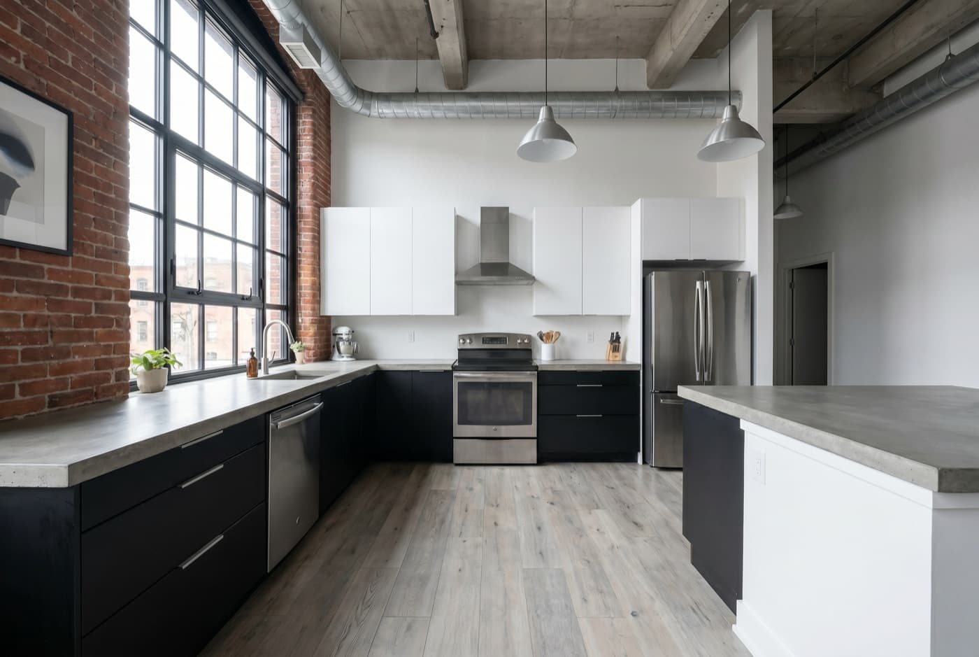 Real Estate Photography Pricing: Packages + Video (2026)